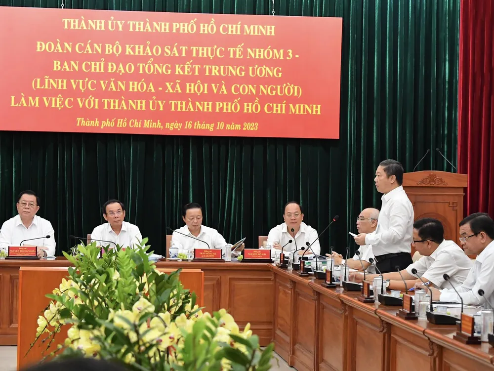 Phó Chủ tịch UBND TPHCM Dương Anh Đức phát biểu. Ảnh: VIỆT DŨNG Phó Chủ tịch UBND TPHCM Dương Anh Đức phát biểu. Ảnh: VIỆT DŨNG