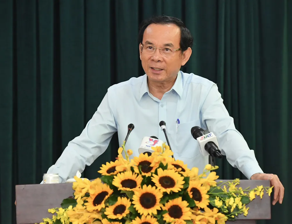 Bí thư Thành ủy TPHCM phát biểu kết luận. Ảnh: VIỆT DŨNG Bí thư Thành ủy TPHCM phát biểu kết luận. Ảnh: VIỆT DŨNG