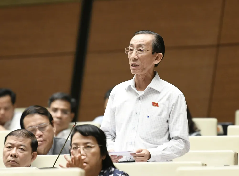 ĐB Trần Hoàng Ngân. Ảnh: QUANG PHÚC ĐB Trần Hoàng Ngân. Ảnh: QUANG PHÚC