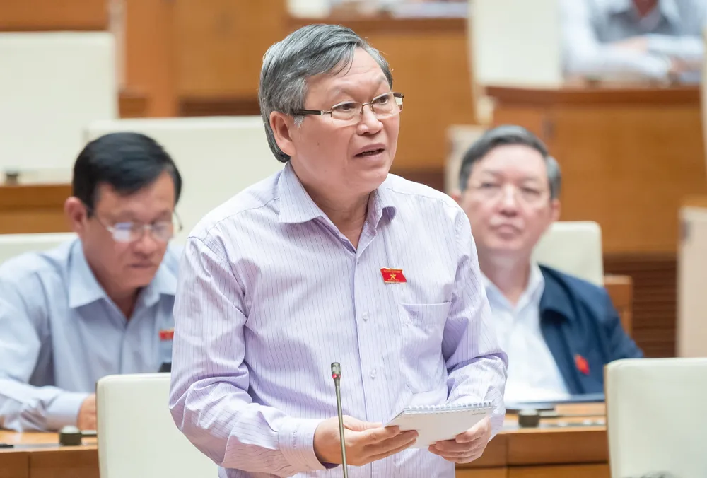 ĐB Tô Văn Tám. Ảnh: QUANG PHÚC ĐB Tô Văn Tám. Ảnh: QUANG PHÚC