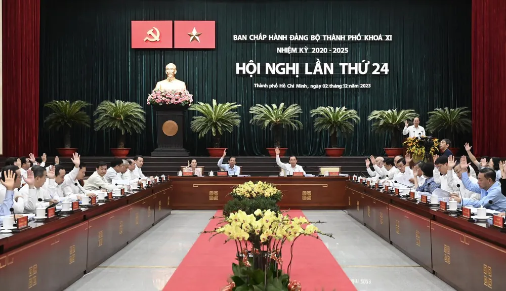 Ban Chấp hành Đảng bộ TPHCM khóa XI, nhiệm kỳ 2020-2025 tổ chức Hội nghị lần thứ 24 (mở rộng). Ảnh: VIỆT DŨNG Ban Chấp hành Đảng bộ TPHCM khóa XI, nhiệm kỳ 2020-2025 tổ chức Hội nghị lần thứ 24 (mở rộng). Ảnh: VIỆT DŨNG