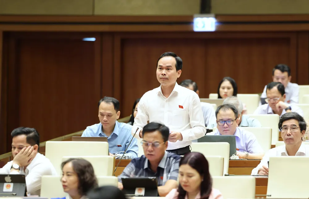 ĐB Nguyễn Duy Minh (Đà Nẵng). Ảnh: QUANG PHÚC 9d89be0563c1c09f99d0.jpg