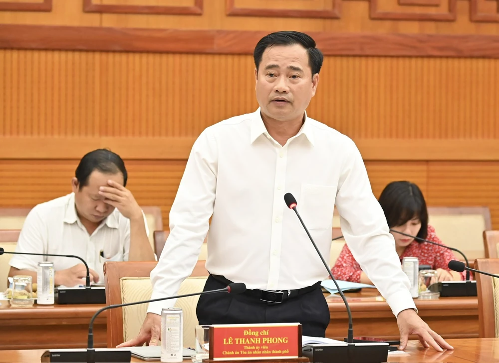 Chánh án TAND TPHCM Lê Thanh Phong phát biểu. Ảnh: VIỆT DŨNG IMG-54947b131fa027eea60e243a1d71aab1-V.jpg