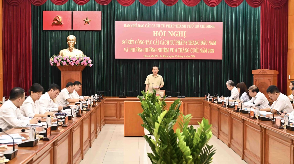 Bí thư Nguyễn Văn Nên phát biểu kết luận. Ảnh: VIỆT DŨNG IMG-5a6e7ffb94c2a107808a438a02b06cac-V.jpg