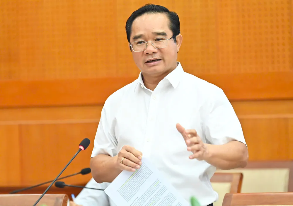Chủ tịch UBND TPHCM Nguyễn Văn Được phát biểu. Ảnh: VIỆT DŨNG 19503ea9877d32236b6c.jpg