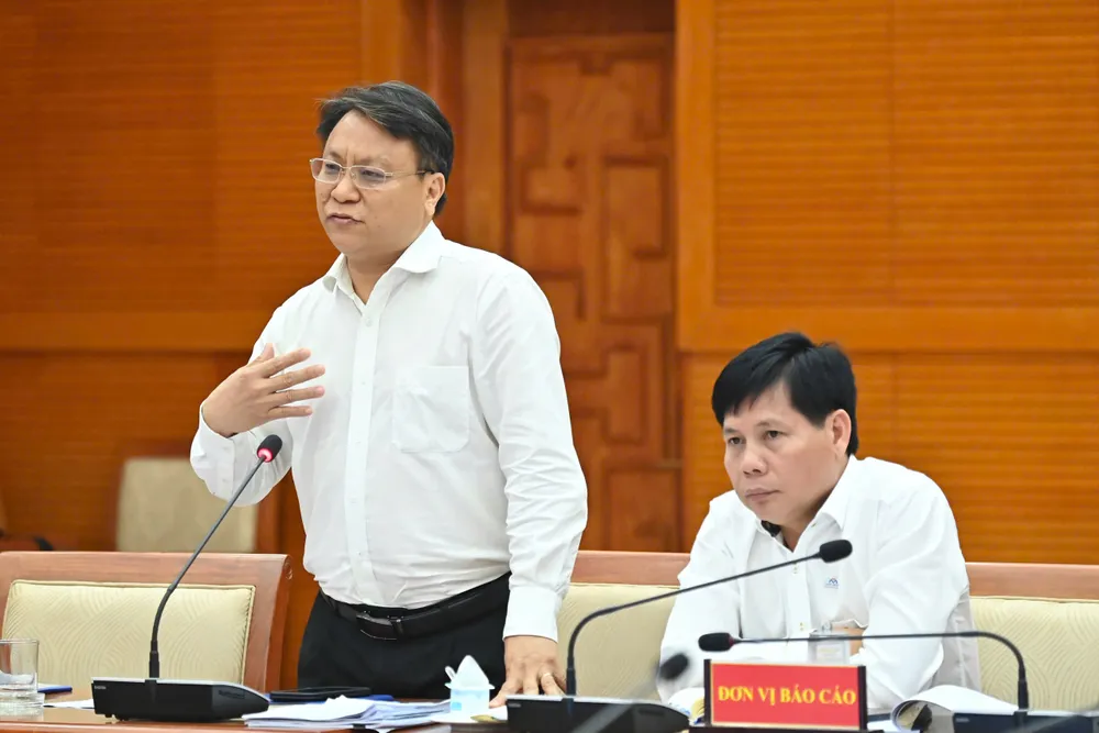 លោក Nguyen Quoc Hien អនុប្រធានក្រុមប្រឹក្សាគ្រប់គ្រងទីក្រុងហូជីមិញ រូបថត៖ VIET DUNG 3b5caf3233e286bcdff3.jpg