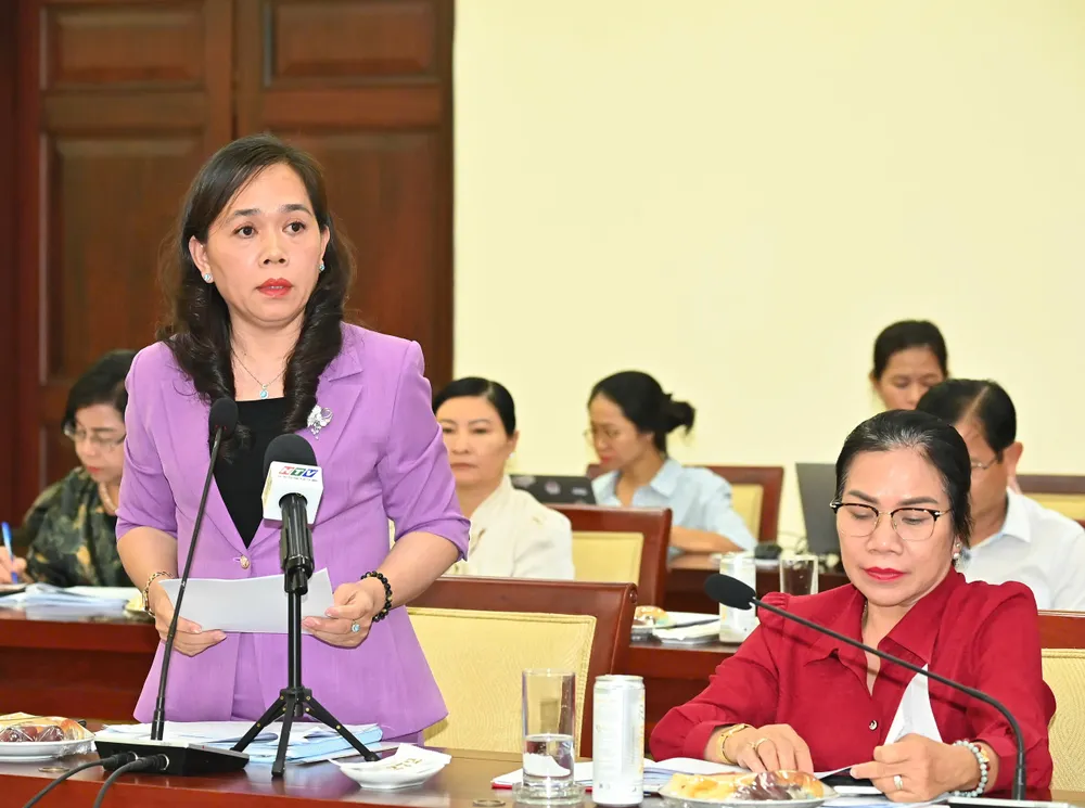 Bí thư Quận ủy quận 3 Nguyễn Thanh Xuân phát biểu. Ảnh: VIỆT DŨNG 0f19d4b742bdf6e3afac.jpg