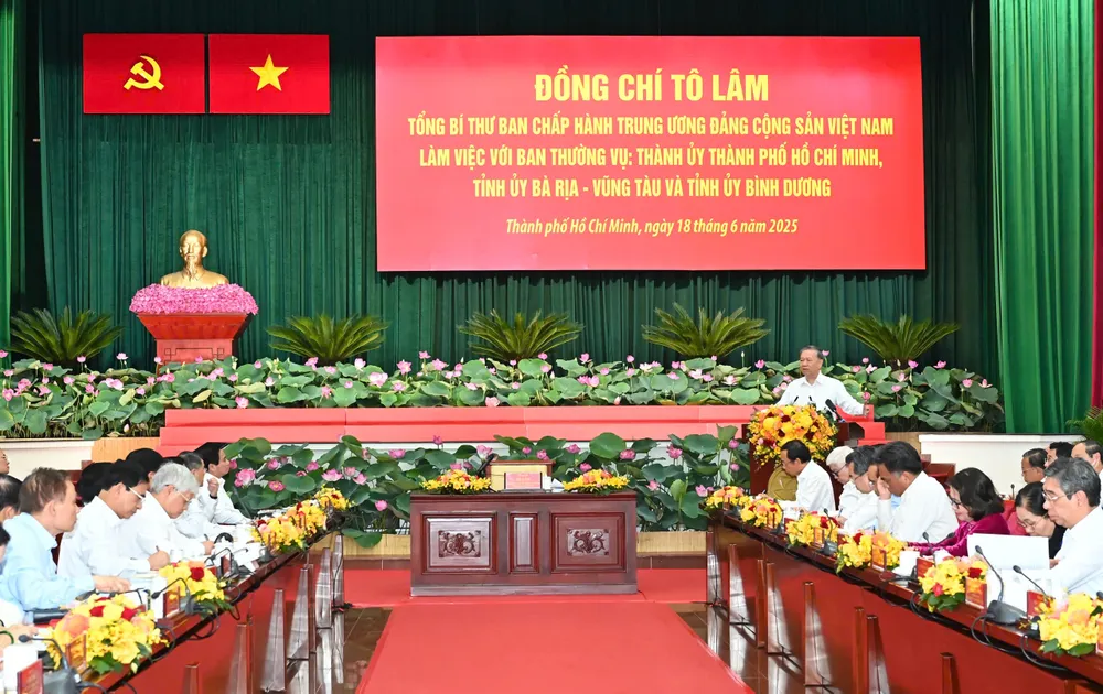 Tổng Bí thư Tô Lâm phát biểu kết luận buổi làm việc. Ảnh: VIỆT DŨNG 41da5e9505f6b2a8ebe7.jpg