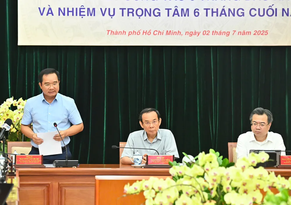 Chủ tịch UBND TPHCM Nguyễn Văn Được phát biểu. Ảnh: VIỆT DŨNG 645643c87b7dcc23956c10.jpg