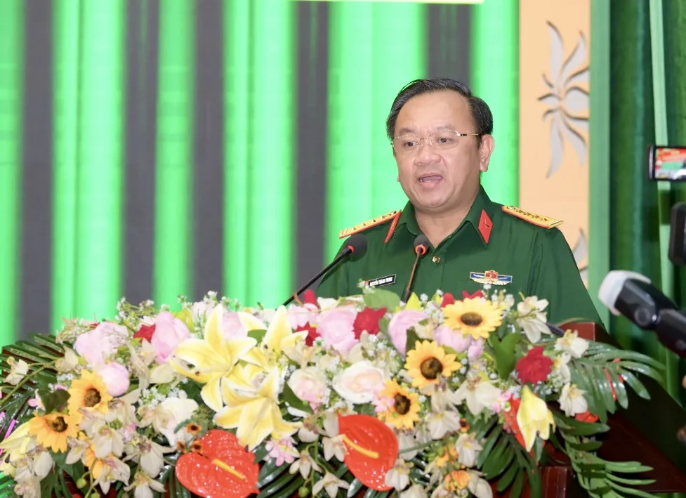 Colonel Nguyen Thanh Trung, Permanent Deputy Secretary of the Party Committee and Political Commissar of the Ho Chi Minh City Command, spoke. Photo: VAN MINH DSC_2024.jpeg