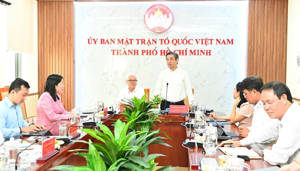 Đồng chí Nguyễn Phước Lộc phát biểu. Ảnh: VIỆT DŨNG IMG_7837.jpeg