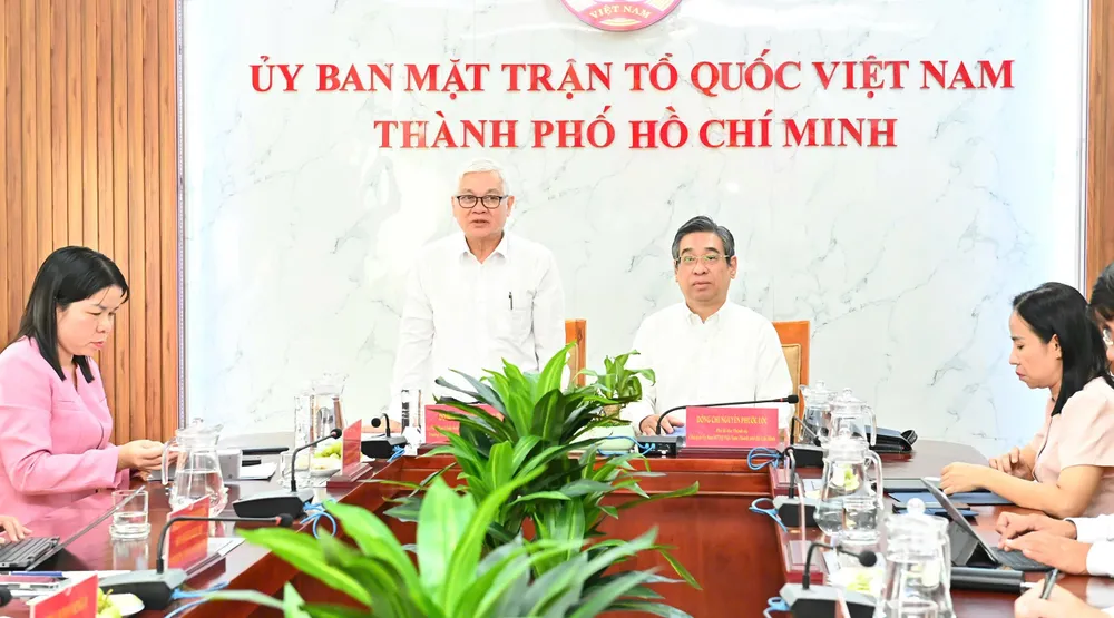 Đồng chí Nguyễn Văn Lợi phát biểu. Ảnh: VIỆT DŨNG IMG_7838.jpeg