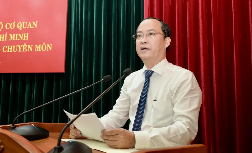 Đồng chí Nguyễn Khoa Hải phát biểu giao nhiệm vụ. Ảnh: VĂN MINH DSC_3797.jpeg