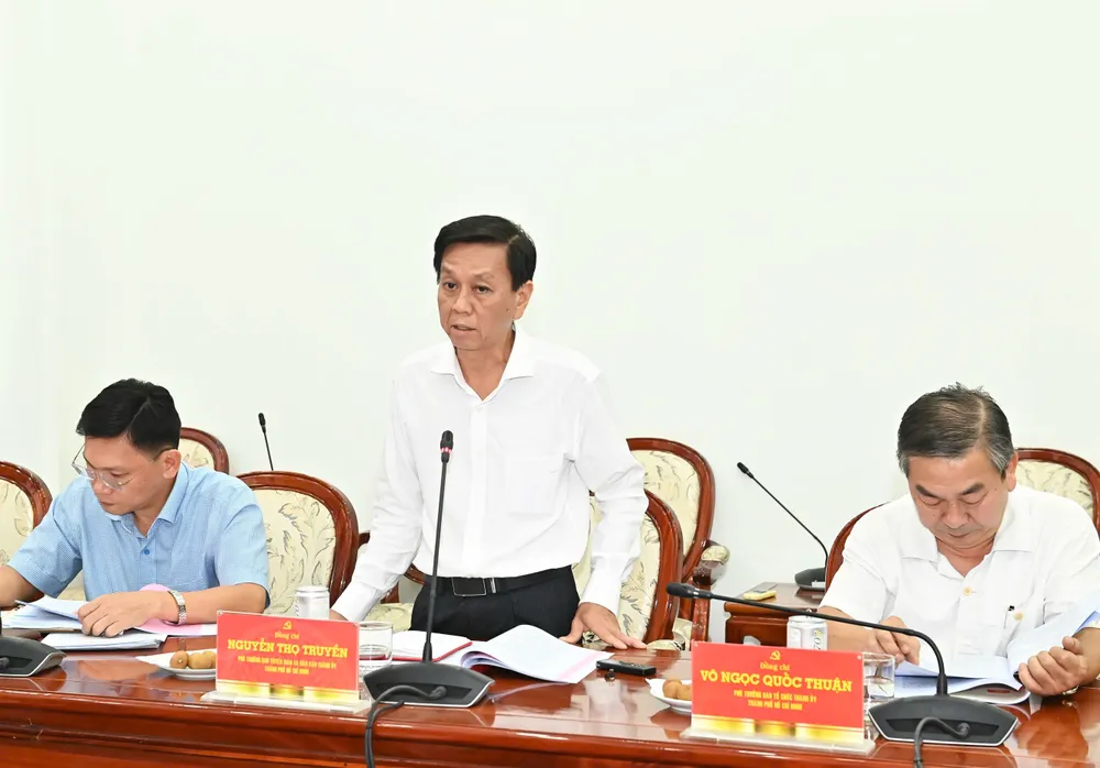 Phó Trưởng Ban Tuyên giáo và Dân vận Thành ủy TPHCM Nguyễn Thọ Truyền phát biểu. Ảnh: VIỆT DŨNG f7c569b52d88a4d6fd99.jpg