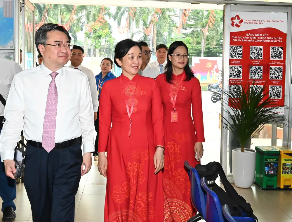 Đồng chí Nguyễn Thanh Nghị đến dự chỉ đạo đại hội. Ảnh: VIỆT DŨNG 63529b5da853200d7942.jpg