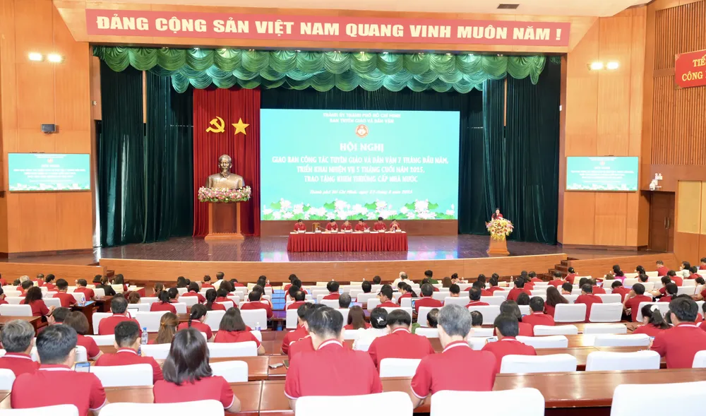 Đồng chí Trương Thanh Nga trình bày báo cáo kết quả. Ảnh: VĂN MINH DSC_0440.jpeg