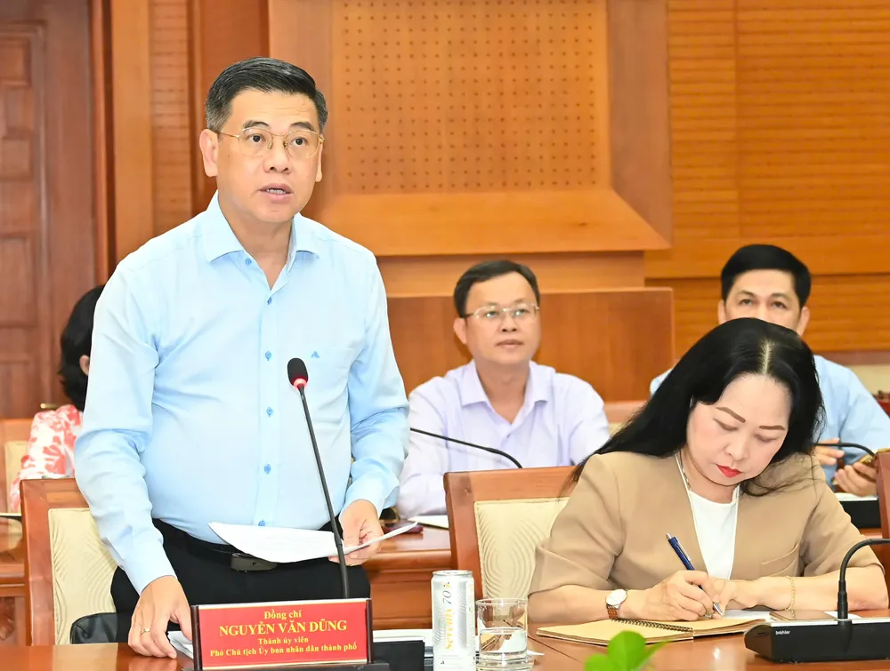 Hoàn thiện thể chế, thu hút chuyên gia giỏi cho Trung tâm Tài chính quốc tế tại TPHCM- Ảnh 3. Hoàn thiện thể chế, thu hút chuyên gia giỏi cho Trung tâm Tài chính quốc tế tại TPHCM- Ảnh 3.