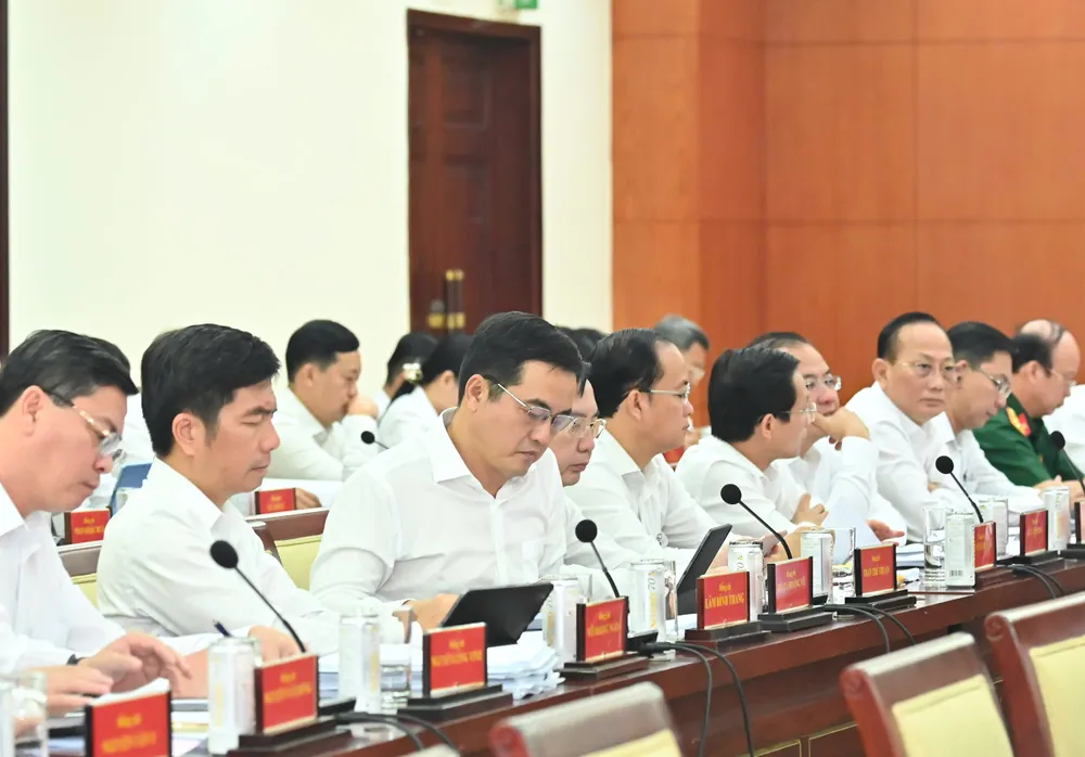 Đại biểu dự hội nghị. Ảnh: VIỆT DŨNG 04a7963dbc8b37d56e9a.jpg