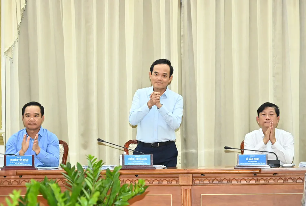 Bí thư Thành ủy TPHCM Trần Lưu Quang dự hội nghị đánh giá tình hình thực hiện giải ngân vốn đầu tư công. Ảnh: VIỆT DŨNG 4eeef18798c4129a4bd5.jpg