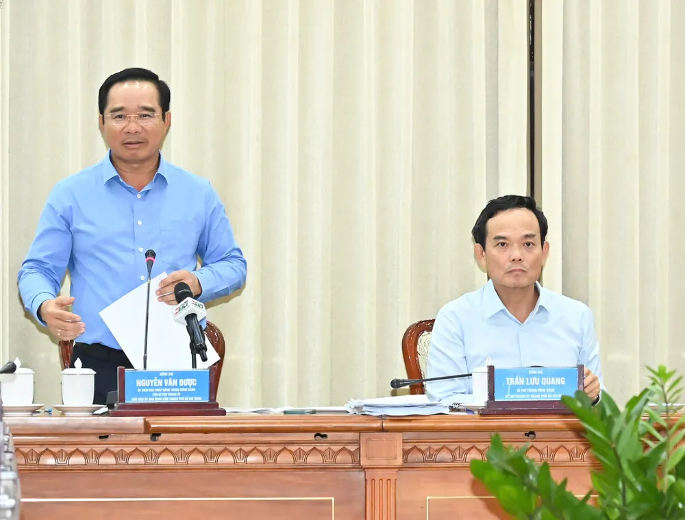 Chủ tịch UBND TPHCM Nguyễn Văn Được phát biểu tại hội nghị. Ảnh: VIỆT DŨNG gen-h-z7018241092964_079a58b91b0b2cd6886fc724dd423259.jpg