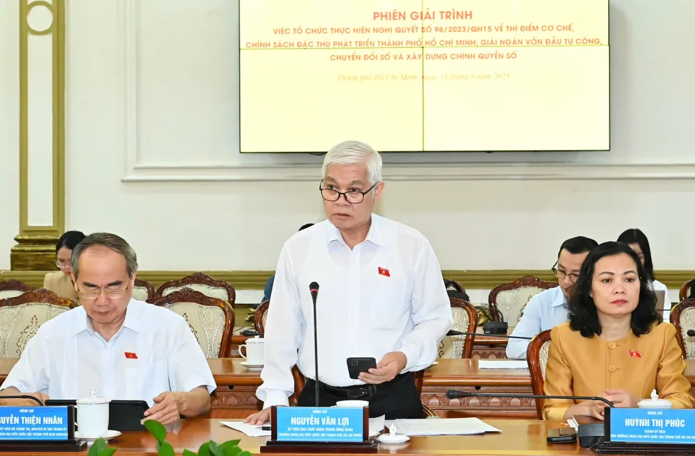 Đồng chí Nguyễn Văn Lợi, Ủy viên Trung ương Đảng, Trưởng Đoàn ĐBQH TPHCM phát biểu. Ảnh: VIỆT DŨNG 318a6cf16a90e0ceb981.jpg