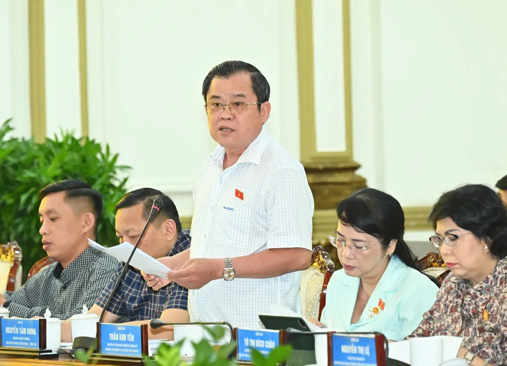 ĐBQH Nguyễn Tâm Hùng phát biểu. Ảnh: VIỆT DŨNG bfad589ac2f948a711e8.jpg