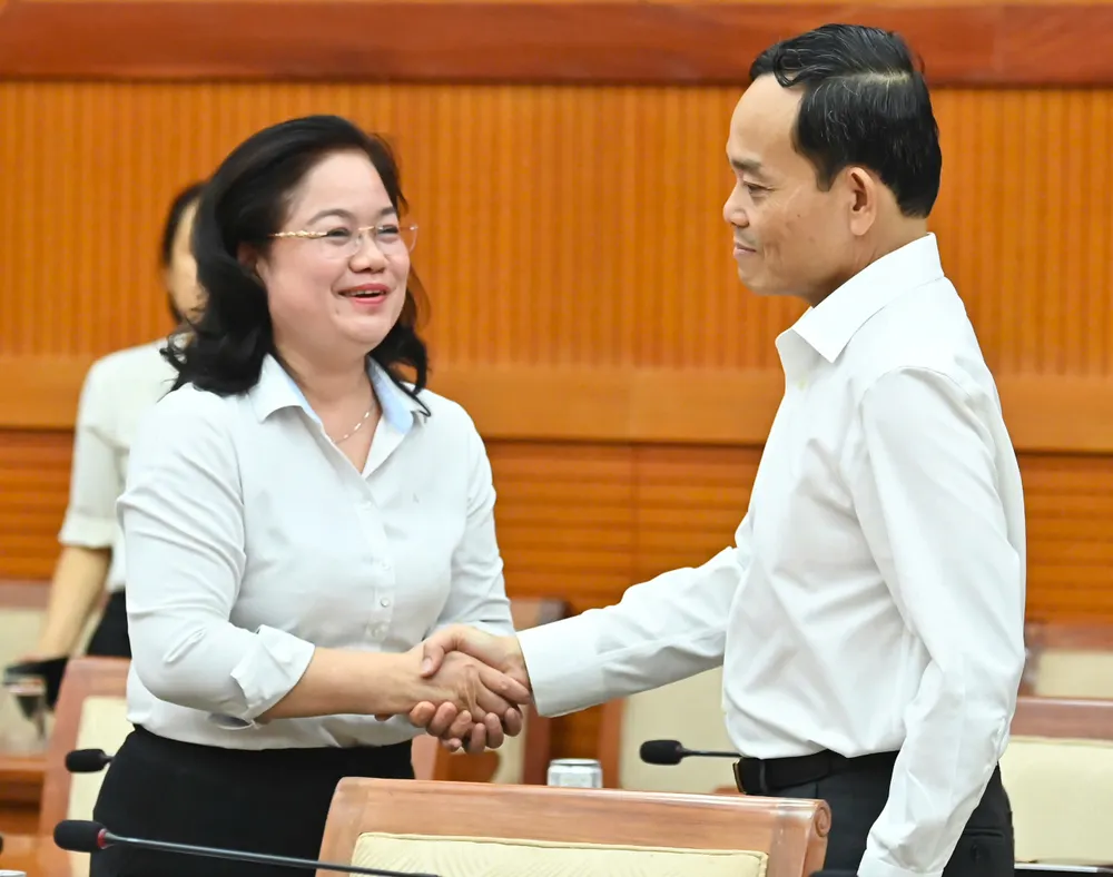 Bí thư Thành ủy TPHCM Trần Lưu Quang và Trưởng Ban Nội chính Thành ủy TPHCM Nguyễn Thị Mỹ Hằng. Ảnh: VIỆT DŨNG 292208fc71f0fbaea2e1.jpg