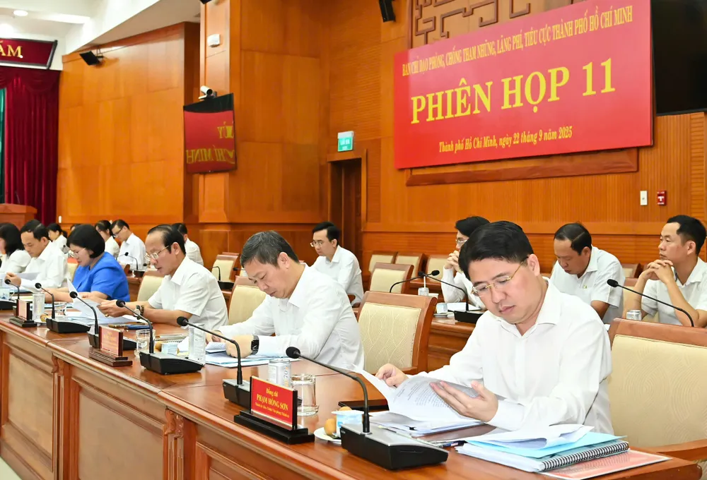 Các đồng chí thành viên Ban Chỉ đạo dự phiên họp. Ảnh: VIỆT DŨNG e6f4602f1923937dca32.jpg