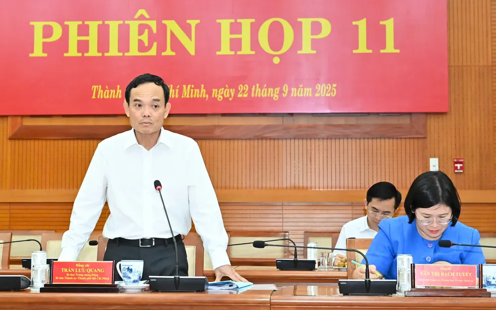 Bí thư Thành ủy TPHCM Trần Lưu Quang kết luận phiên họp. Ảnh: VIỆT DŨNG e93de6e89fe415ba4cf5.jpg