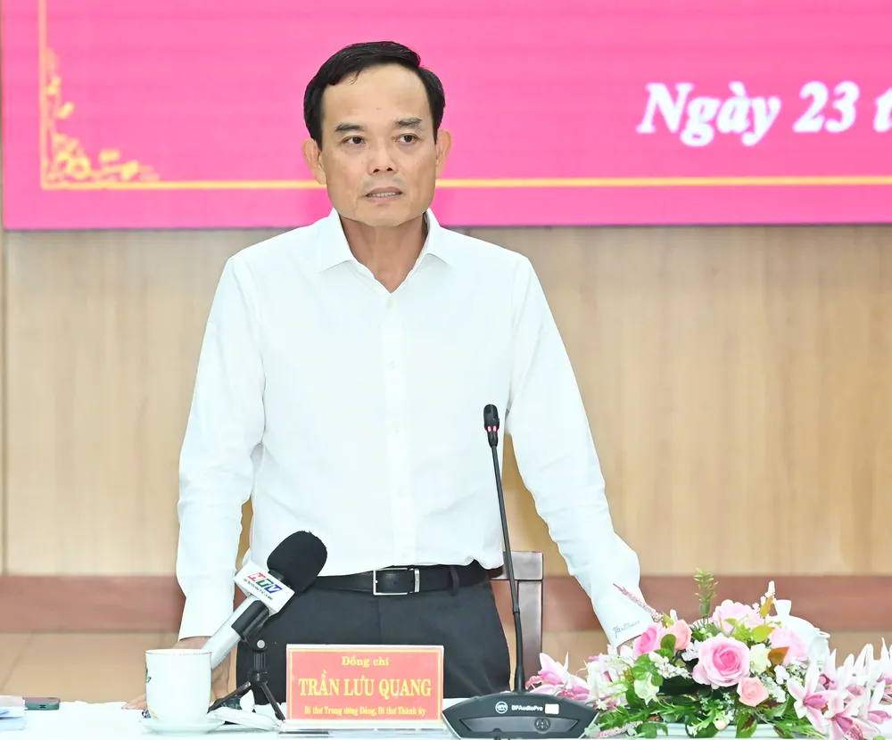 Bí thư Thành ủy TPHCM Trần Lưu Quang kết luận buổi làm việc. Ảnh: VIỆT DŨNG 843bad19190b9355ca1a.jpg