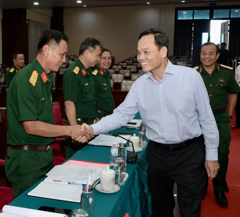 Đồng chí Trần Lưu Quang đến dự hội nghị. Ảnh: VĂN MINH DSC_4441.jpeg