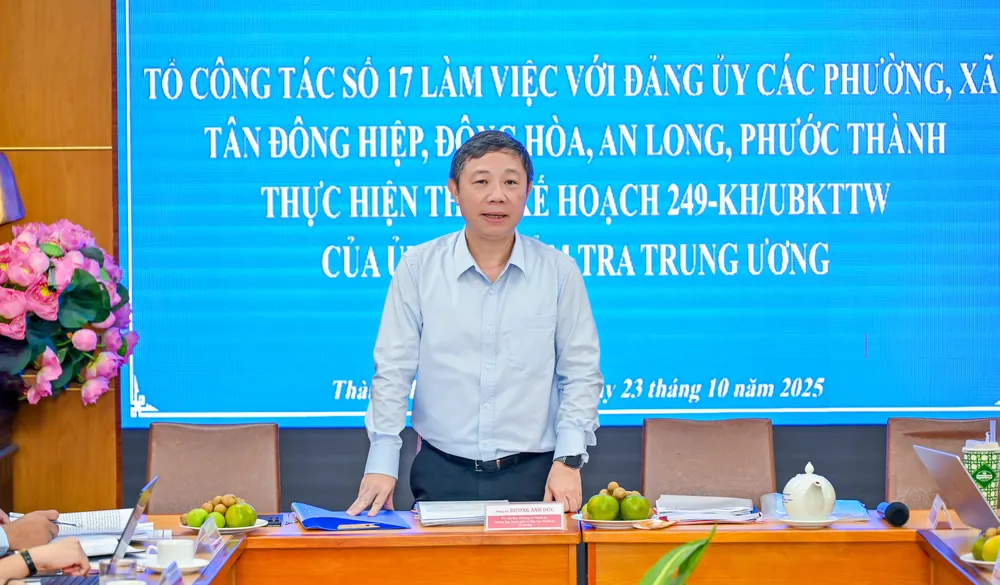 Đồng chí Dương Anh Đức kết luận buổi làm việc. Ảnh: MẠNH THẮNG Đồng chí Dương Anh Đức, Ủy viên Ban Thường vụ Thành ủy, Trưởng ban Tuyên giáo và Dân vận Thành ủy TPHCM phát biểu kết luận buổi làm việc 1.jpg