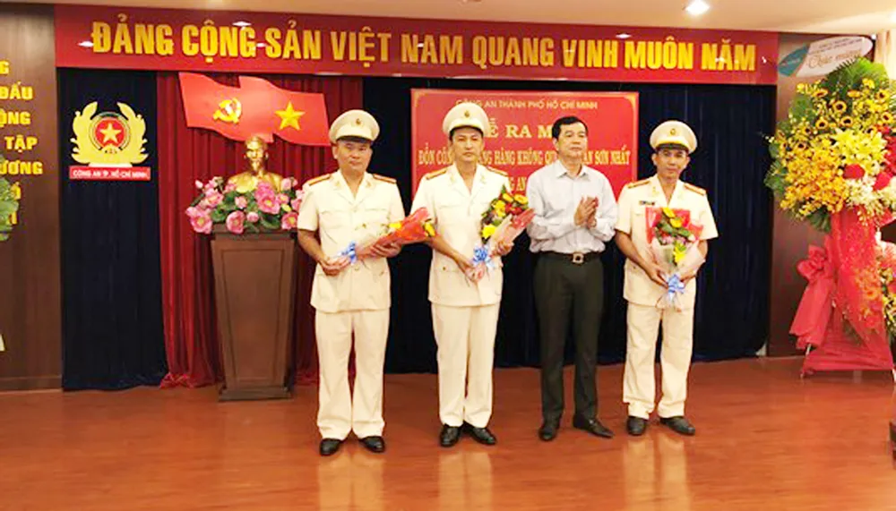 Ra mắt Đồn công an Cảng Hàng không quốc tế Tân Sơn Nhất ảnh 3