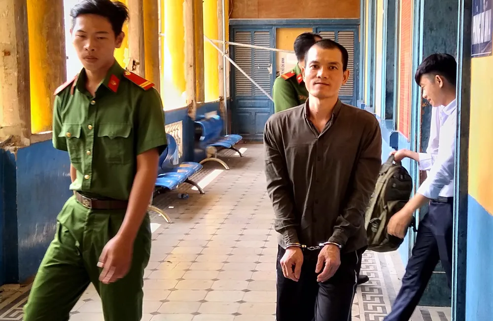 Tăng án bị cáo lấy lại tang vật, hại chết người thi hành công vụ ảnh 1