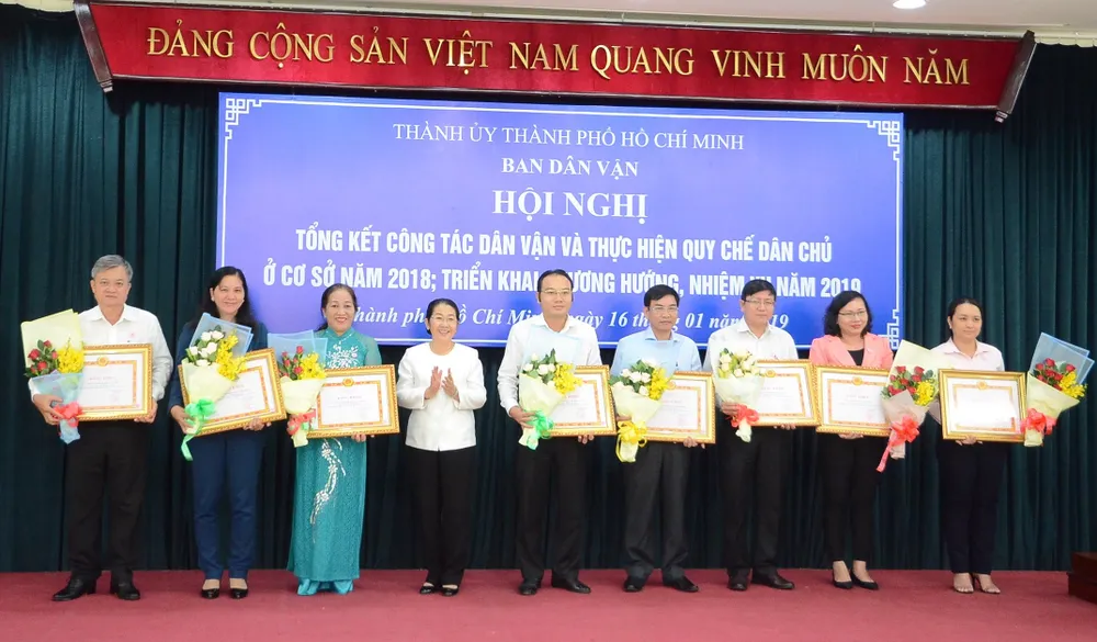 Công tác dân vận phải không ngừng đổi mới, sáng tạo ảnh 2