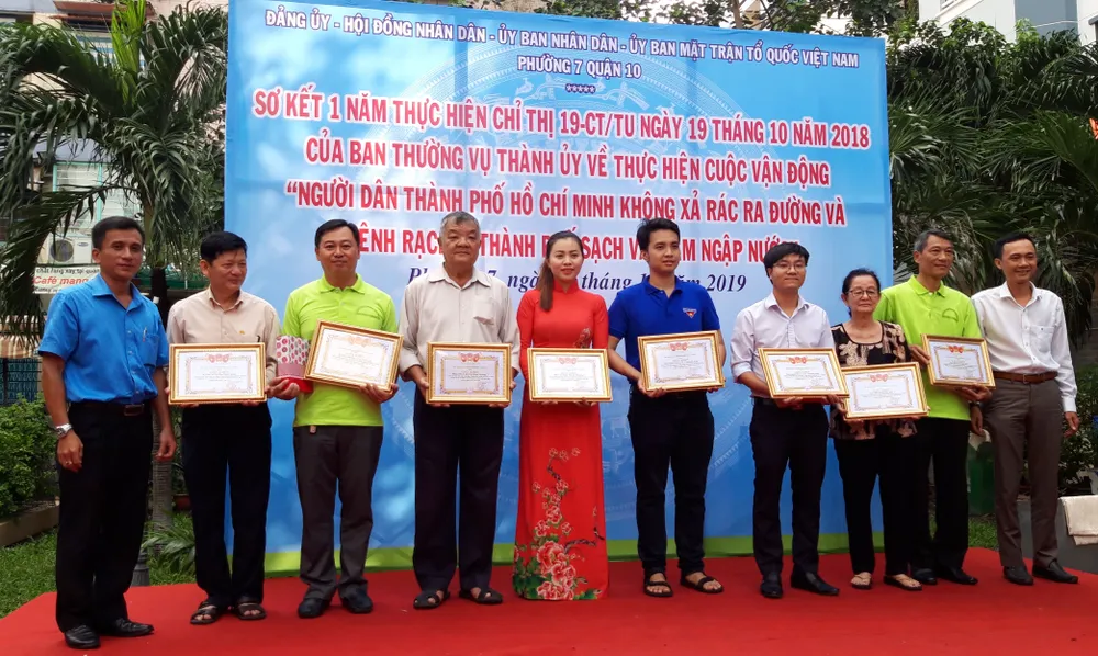 Lắp đặt camera giám sát hành vi đổ rác bừa bãi ảnh 1