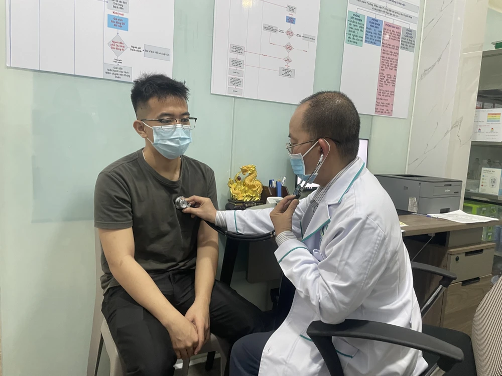 Khám sức khỏe hậu Covid-19 cho người dân có hoàn cảnh khó khăn ảnh 5 Khám sức khỏe hậu Covid-19 cho người dân có hoàn cảnh khó khăn ảnh 5