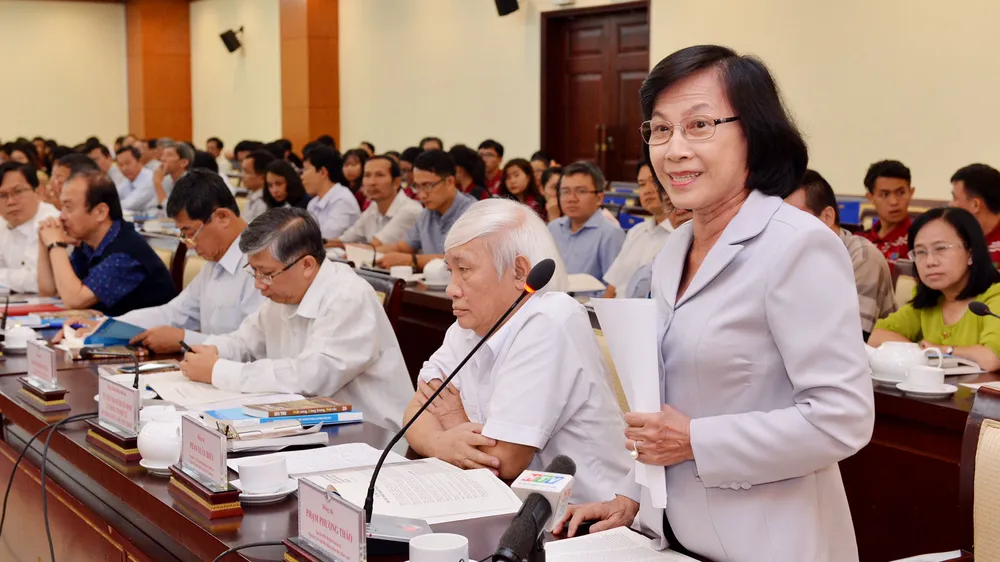 “Chết người” vì đưa tin theo mạng xã hội ảnh 4