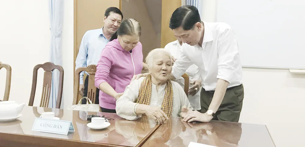 Phó Chủ tịch UBND TPHCM “điểm vào huyệt” khi giải quyết khiếu nại ảnh 1 Phó Chủ tịch UBND TPHCM “điểm vào huyệt” khi giải quyết khiếu nại ảnh 1