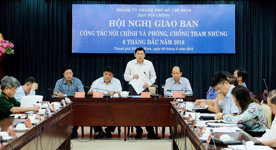 Xây dựng quy định điều chuyển người đứng đầu để sai phạm tại cơ quan, đơn vị ảnh 1 Xây dựng quy định điều chuyển người đứng đầu để sai phạm tại cơ quan, đơn vị ảnh 1