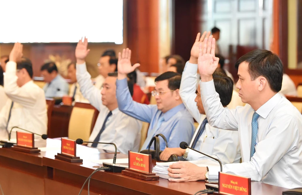 Bí thư Thành ủy TPHCM Nguyễn Thiện Nhân: Không được chậm trễ trong giải quyết vấn đề Thủ Thiêm ảnh 1 Bí thư Thành ủy TPHCM Nguyễn Thiện Nhân: Không được chậm trễ trong giải quyết vấn đề Thủ Thiêm ảnh 1