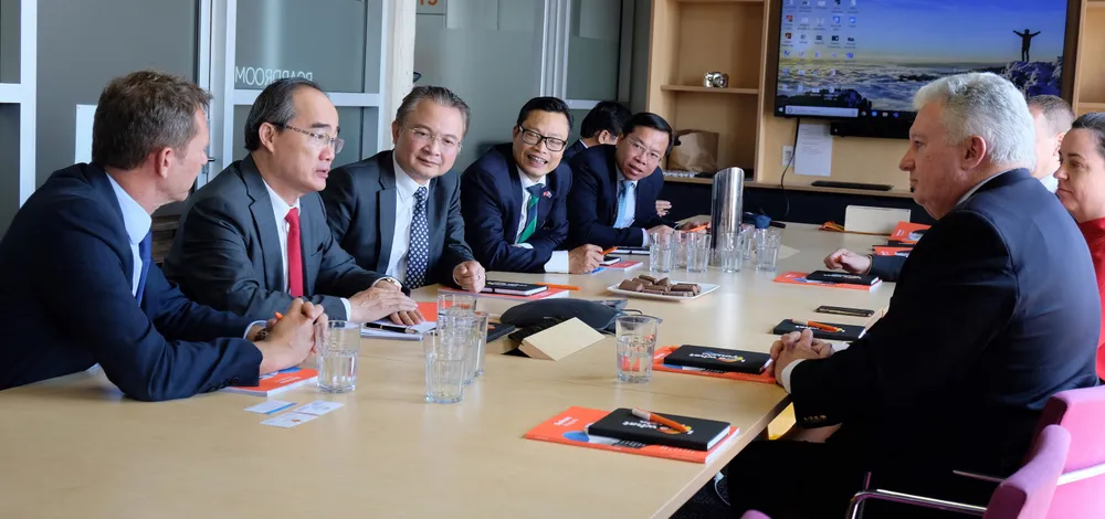 Bí thư Thành ủy TPHCM Nguyễn Thiện Nhân thảo luận chương trình hợp tác với bang New South Wales ảnh 5 Bí thư Thành ủy TPHCM Nguyễn Thiện Nhân thảo luận chương trình hợp tác với bang New South Wales ảnh 5