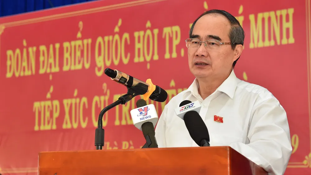 Cử tri huyện Nhà Bè nêu bức xúc về nhà, đất với Bí thư Thành ủy TPHCM Nguyễn Thiện Nhân ảnh 1 Cử tri huyện Nhà Bè nêu bức xúc về nhà, đất với Bí thư Thành ủy TPHCM Nguyễn Thiện Nhân ảnh 1