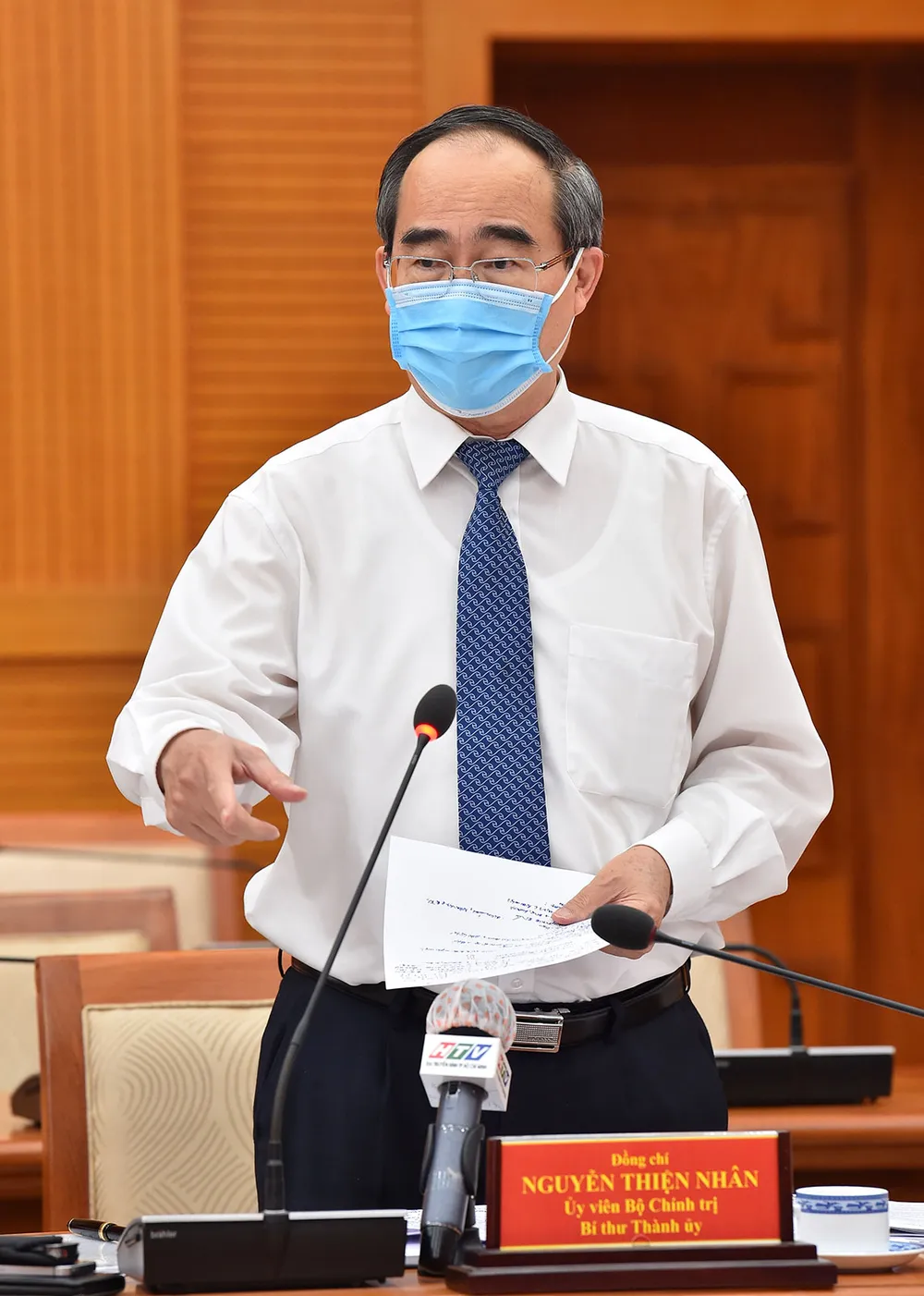 Bí thư Thành ủy TPHCM: Từng bước đưa sản xuất, sinh hoạt tại TPHCM trở lại bình thường ảnh 2 Bí thư Thành ủy TPHCM: Từng bước đưa sản xuất, sinh hoạt tại TPHCM trở lại bình thường ảnh 2