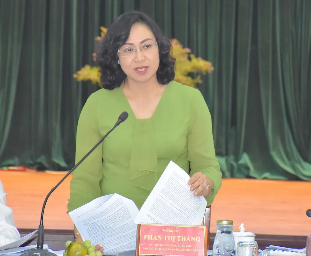 Bí thư Thành ủy Nguyễn Văn Nên yêu cầu đẩy mạnh chuyển đổi số để giảm phiền hà cho người dân ảnh 3