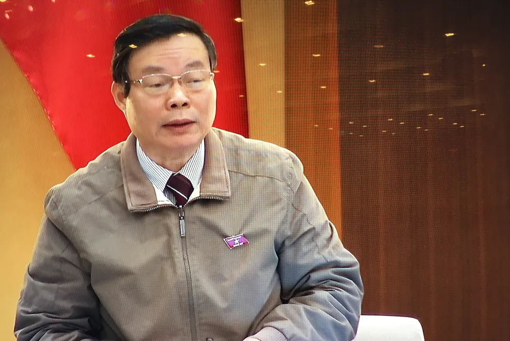 Phó Chủ tịch Quốc hội Phùng Quốc Hiển yêu cầu làm rõ trách nhiệm của các cơ quan hữu quan trong việc triển khai chậm làm thay đổi giá đền bù
