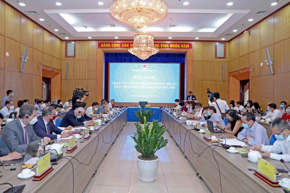 Mức hỗ trợ thấp xa so với nhu cầu và mới chỉ giải quyết khó khăn ngắn hạn ảnh 2 Mức hỗ trợ thấp xa so với nhu cầu và mới chỉ giải quyết khó khăn ngắn hạn ảnh 2