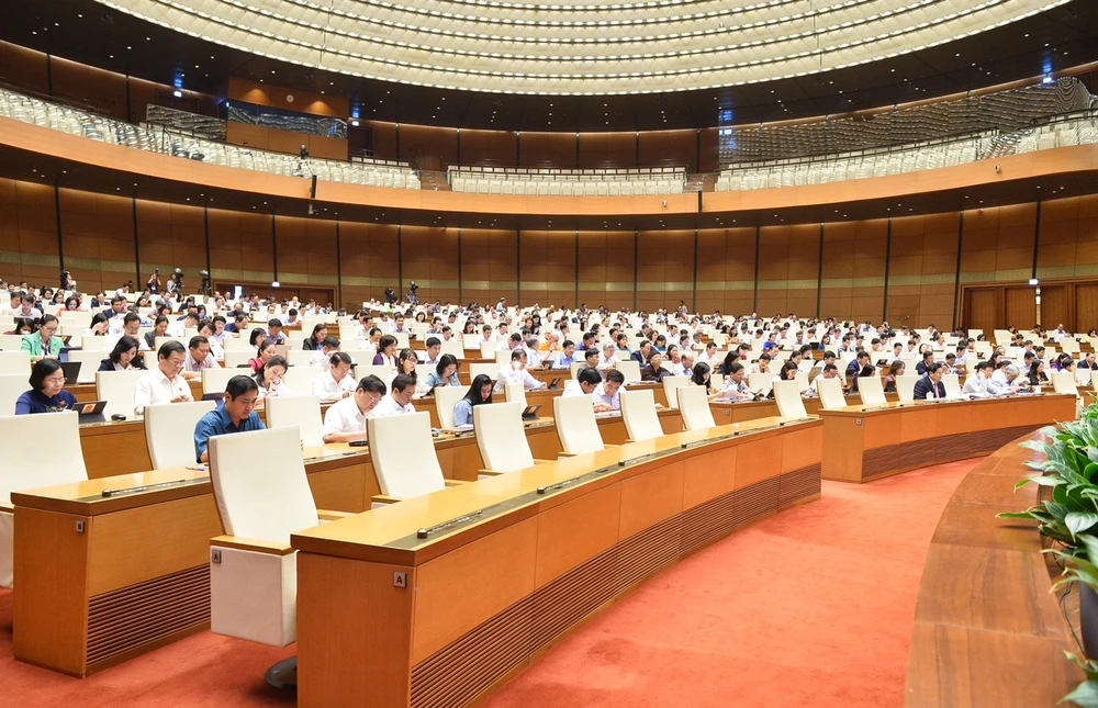 Quang cảnh hội trường Diên Hồng
