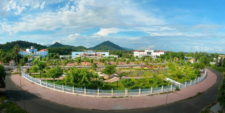 Chính phủ đề xuất thành lập thị xã Tịnh Biên thuộc tỉnh An Giang trên cơ sở nguyên trạng diện tích tự nhiên và quy mô dân số của huyện Tịnh Biên