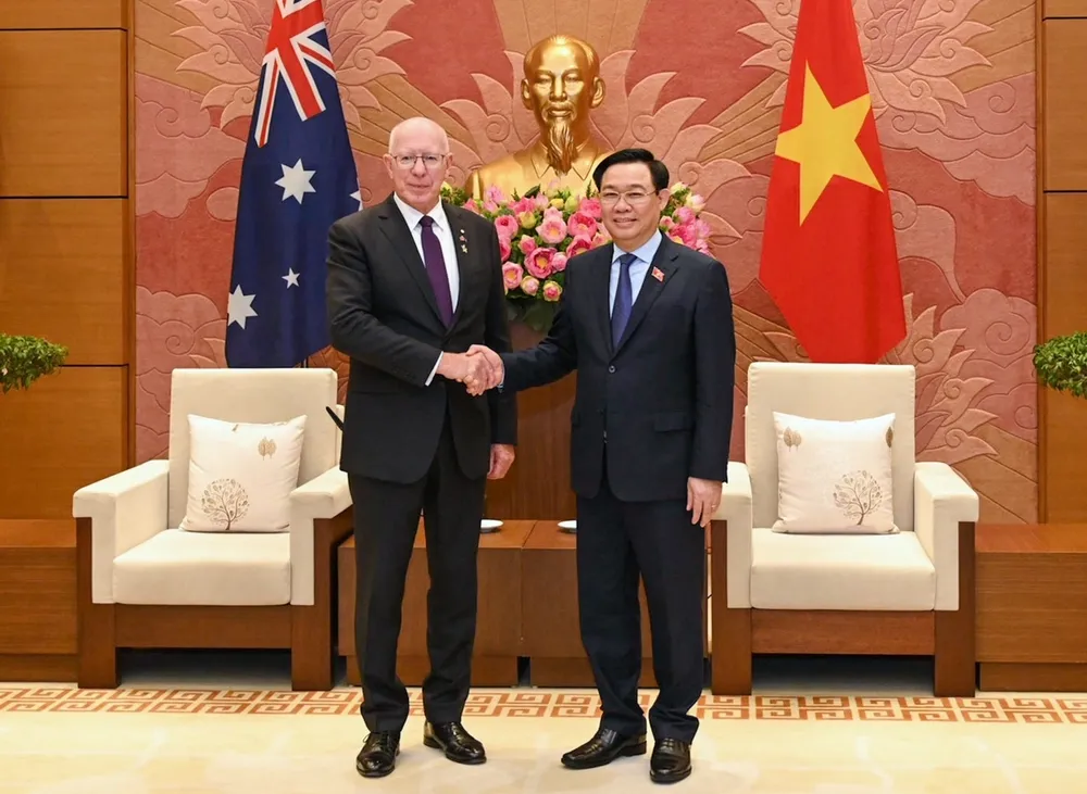 Chủ tịch Quốc hội Vương Đình Huệ và Toàn quyền Australia David Hurley. Ảnh: VIẾT CHUNG Chủ tịch Quốc hội Vương Đình Huệ và Toàn quyền Australia David Hurley. Ảnh: VIẾT CHUNG
